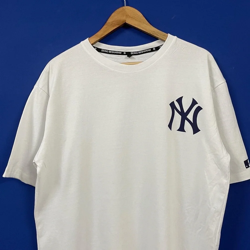 New York Yankees  Oversize Crew neck Graphic T-shirt for men’s & Women’s - Picture 4 of 7